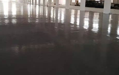 廠房使用環氧地坪漆有哪些好處？如何正確施工？